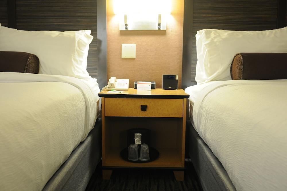 Holiday Inn Dublin - Pleasanton By Ihg Екстер'єр фото